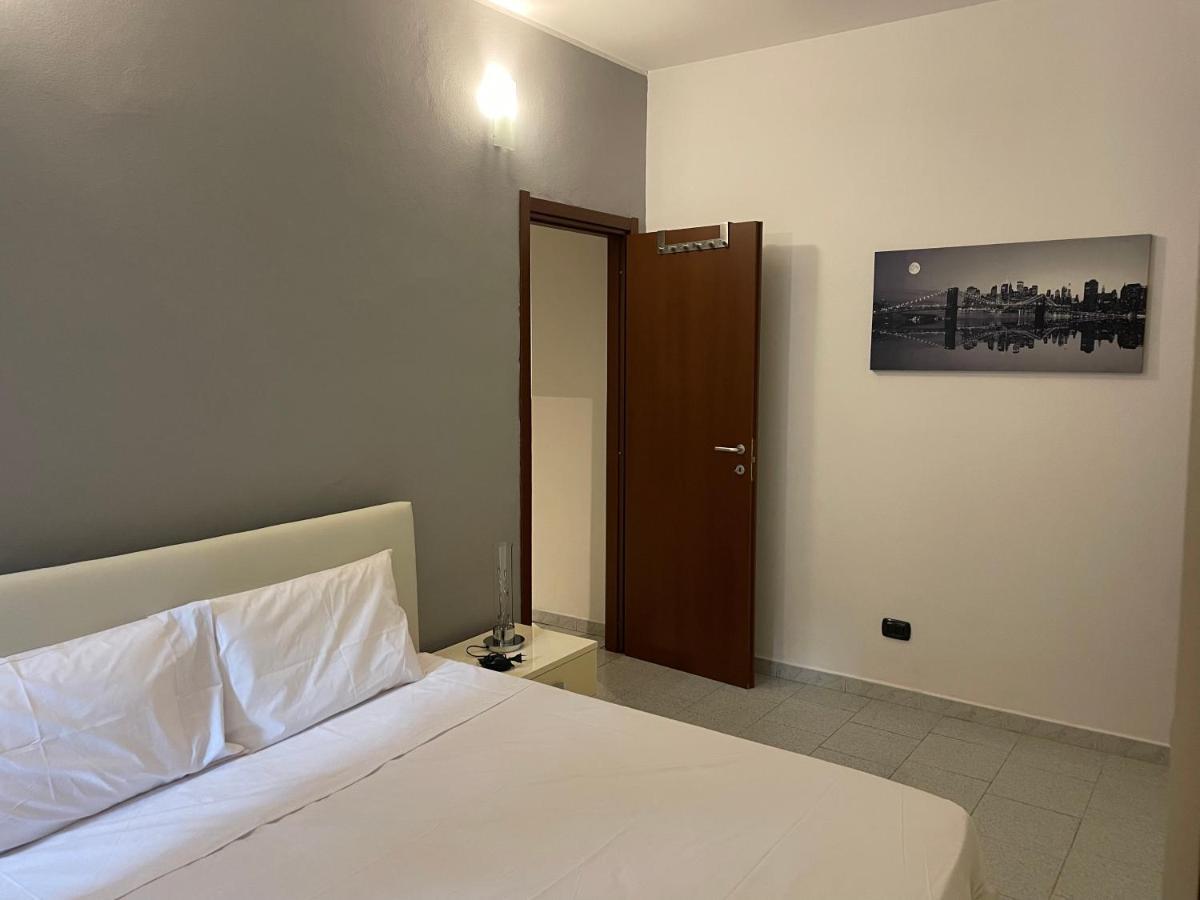 King Milano Apartments ซานจูเลียโน มิลาเนเซ ภายนอก รูปภาพ